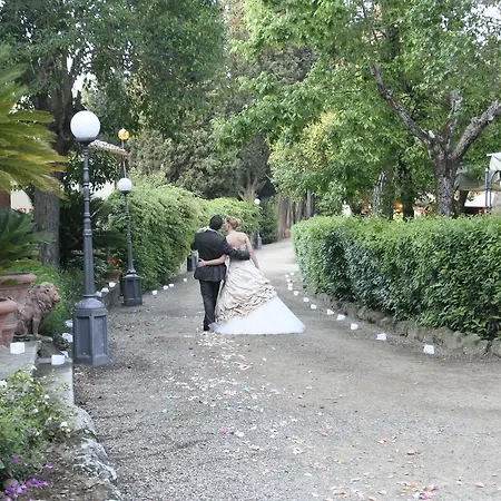 Fattoria La Gigliola 3*